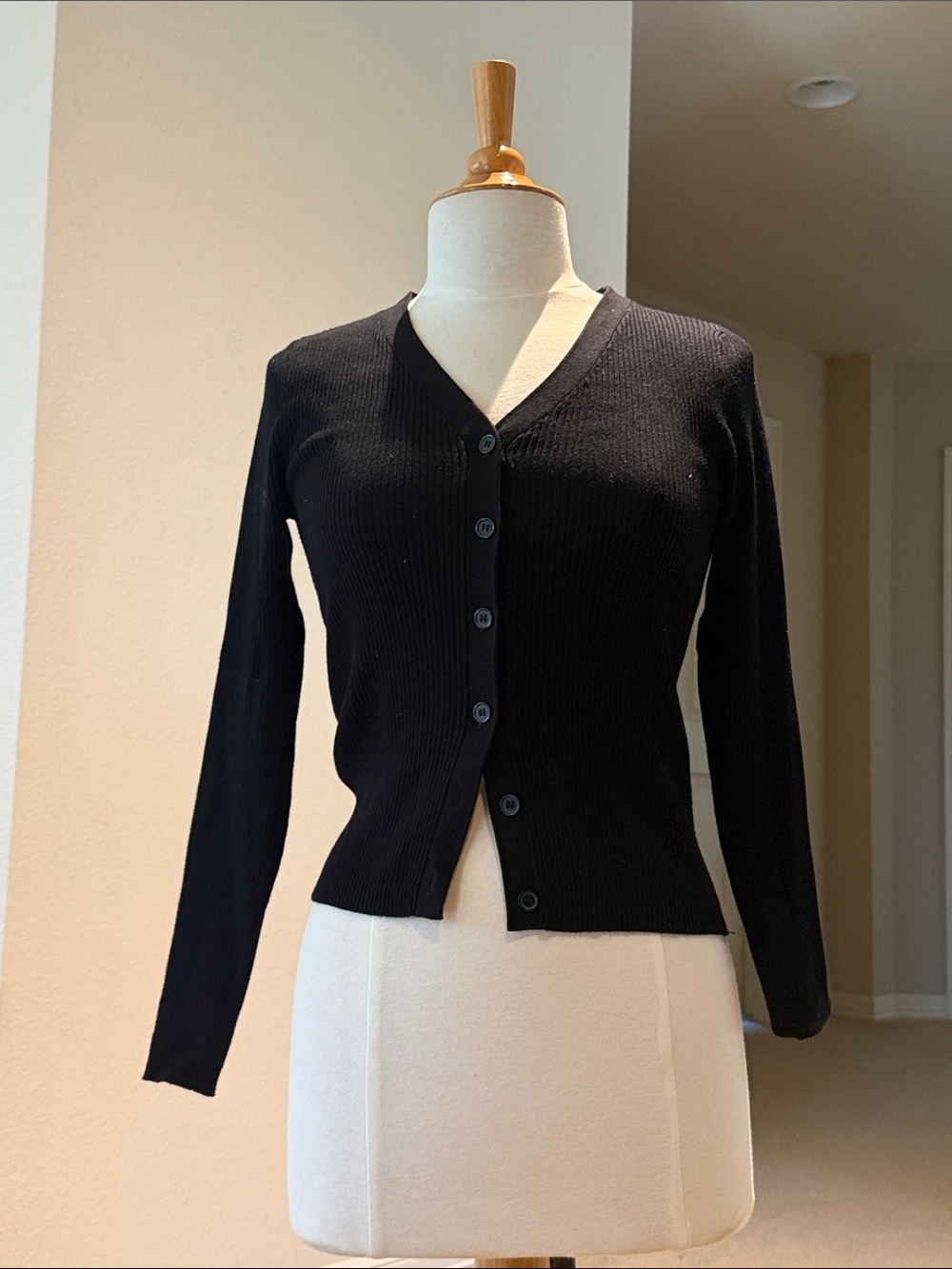 Primark Black Ribbed V-Neck Button Cardigan